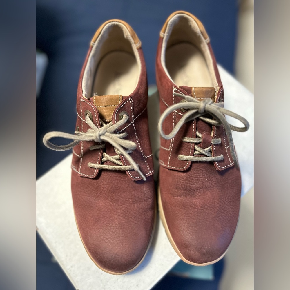 Josef Seibel, the European comfort shoe, sz 41, wine colored shoe - Picture 2 of 3